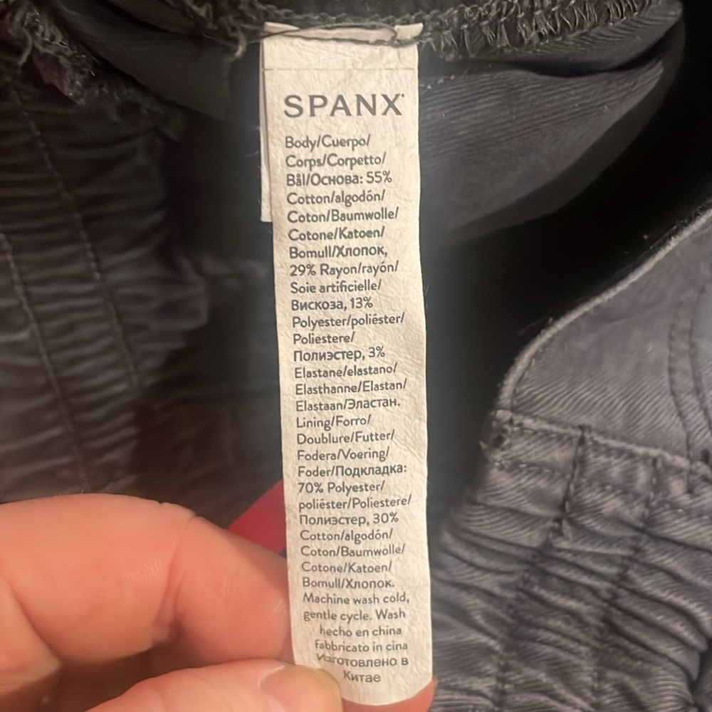 Spanx stretch twill cargo jogger woman’s medium like new excellent condition - Picture 11 of 11